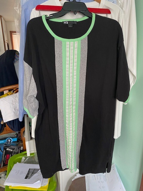Picture 1 of 2