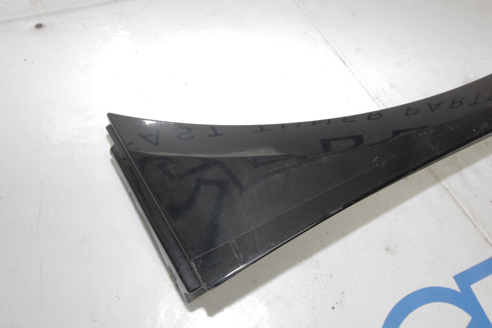 08-13 AUDI R8 4.2L V8 OEM RIGHT PASSENGER FRONT FENDER 420821106 FACTORY STOCK