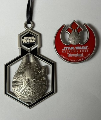 DLR Star Wars Galaxy's Edge 2019 Opening Gift, LE  Disney Pin and Metal Ornament
