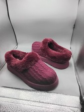 Skechers Bobs Keepsake Light Slippers -Warm Greetings 8M Burgundy A223