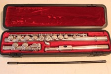 Yamaha  Flute with Case & Cleaning Rod