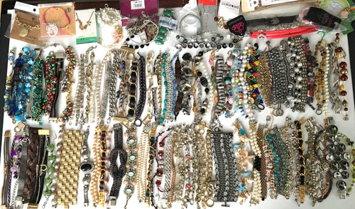 115+ HUGE Vintage Costume to Fashion Jewelry lot Bracelet Tennis Chain Charm
