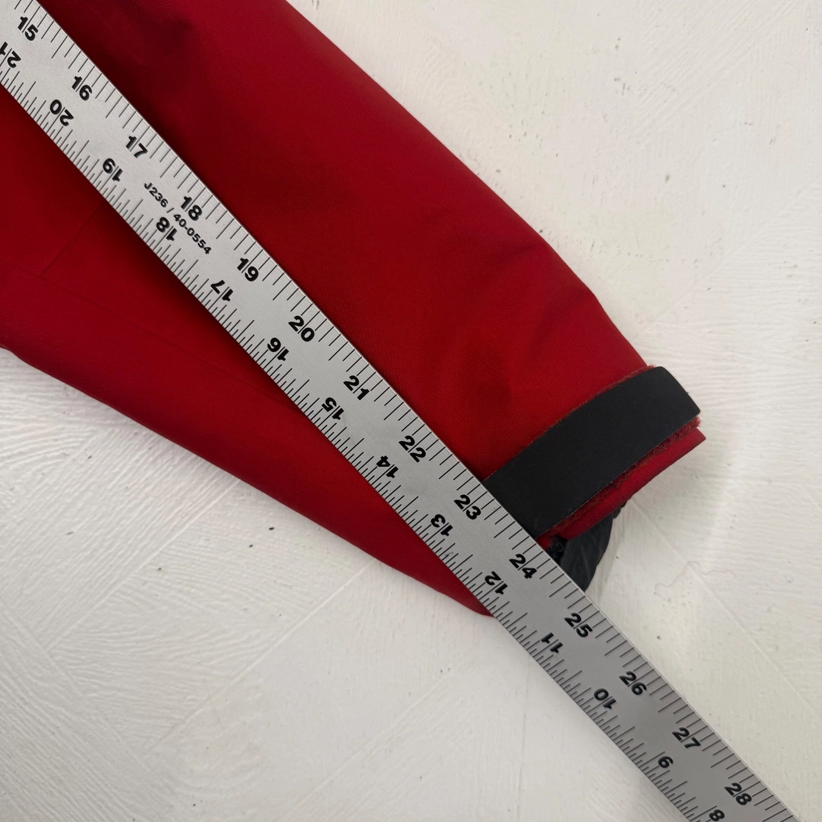 Arc'teryx Alpha SV Bordeaux Red Rain Ski Waterproof Jacket Men’s Size Small - product detail image 17