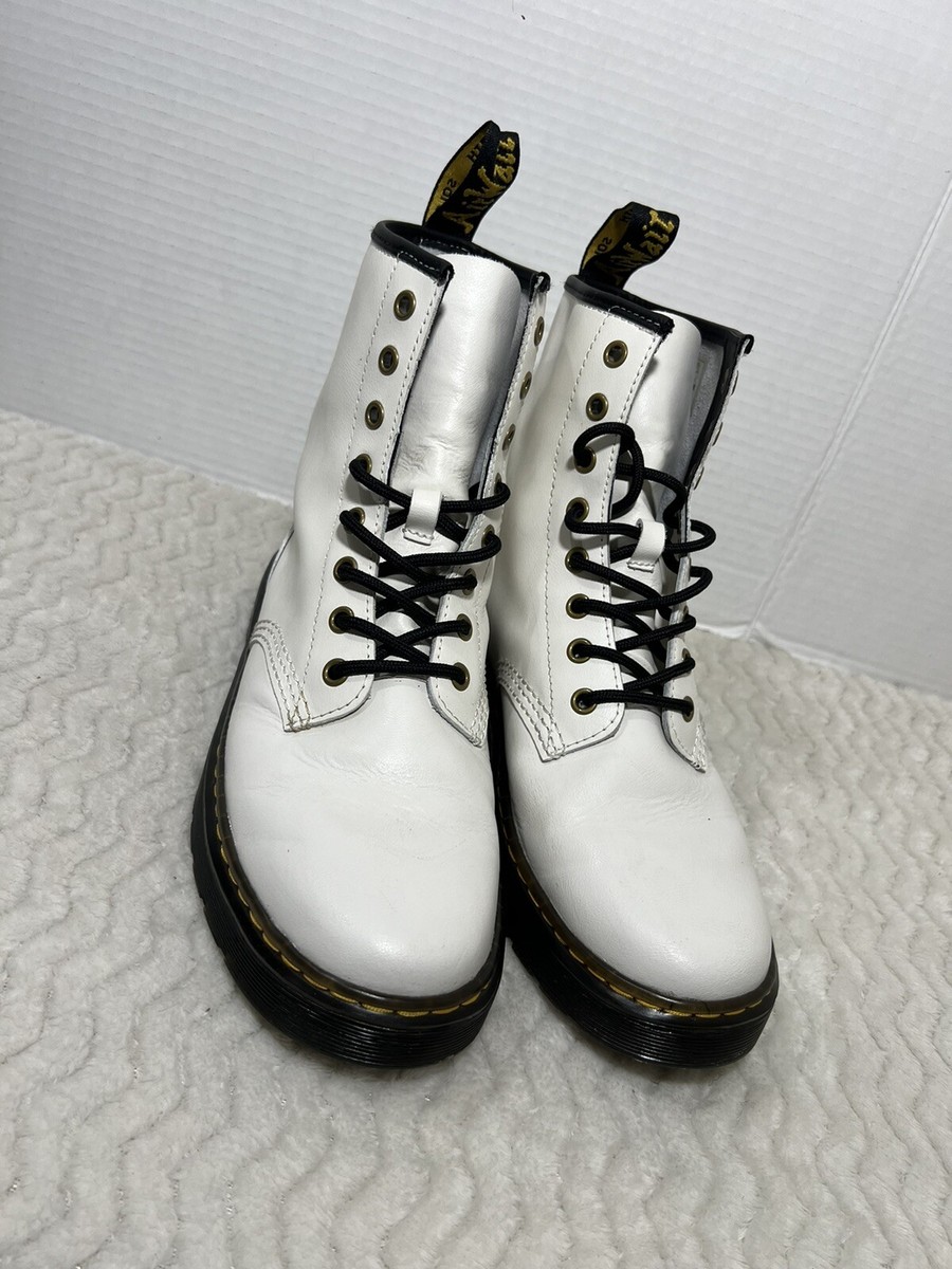 Doc Martens Zavala Boots Women display picture 3