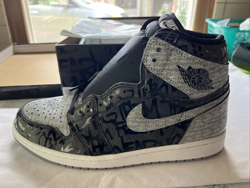 DS - Size 10.5 - Jordan 1 OG High Rebellionaire New With Box