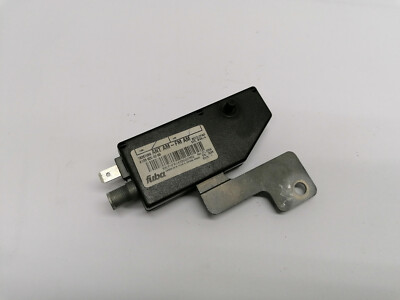 Mercedes W163  Antennenverstärker Antenne Verstärker Fuba  1638200089  (00)