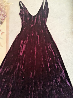 Lovely 80's Vintage Betsey Johnson Luxe Deep Purple Crushed Velvet Maxi Dress S