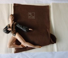 NOS Vtg FF Keyhole Cuban Heel Plain SEAMED Flat Knit Nylon STOCKINGS 9.5 29"