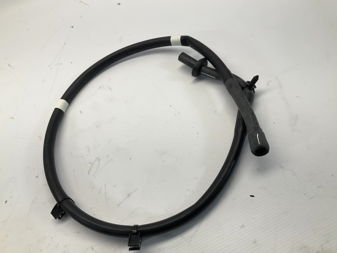 17-22 Maserati Levante Rear Left Sunroof Water Drain Pipe Q