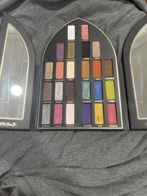 Kat Von D Saint & and Sinner and Alice in wonderland UD pallet - Image 1 of 3