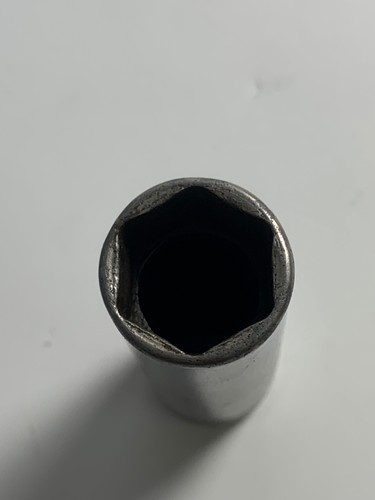 Snap-On Tools 14 MM SFSM14 6 pt Socket 3/8" Drive - Picture 3 of 4