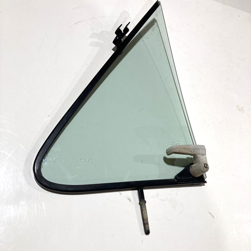 1980-1991 Ford F-150 (Bronco) RH vent glass (Carlite) F-250, F-350 wing window