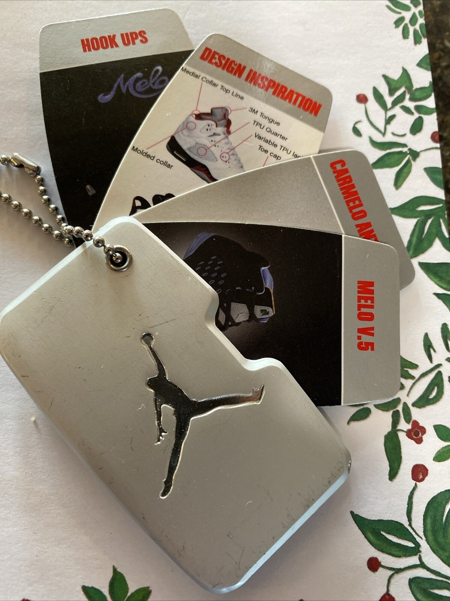 マイケルジョーダンのピンバッジ 楽天市場】NBA ブルズ マイケル・ジョーダン 引退 記念 ピンバッジ