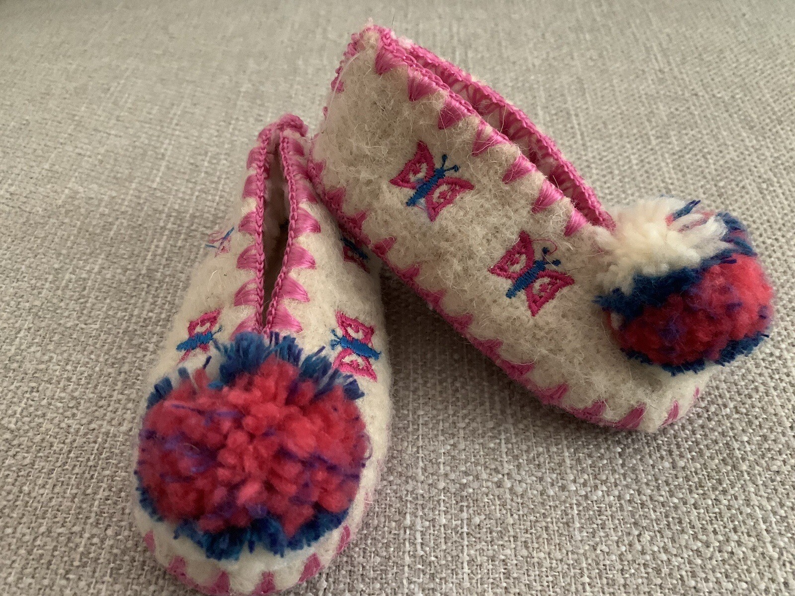 SAOLA K. Karagiannis Ciabatte tradizionali greche fatte a mano in lana suola in pelle bambino