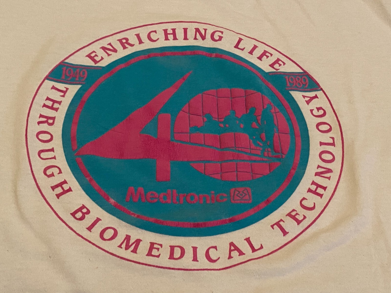 Vintage 1989 Medtronic 40 Years Puff Print T Shirt Ad… - Gem
