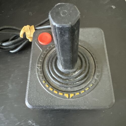 ATARI 2600 Flashback Joystick Wireless Controller Remote P2 Pre-Owned - Picture 2 of 4