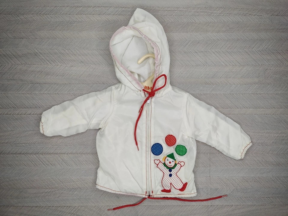 Chaqueta cortavientos vintage Baby Togs blanca con capucha nailon bordado payaso 3-6 m Foto 4 de 4