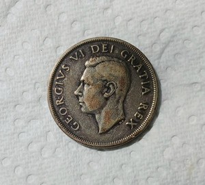 1949 CANADA Silver Dollar Beautiful Patina - Low Mintage 672K  - .8 Fine SILVER