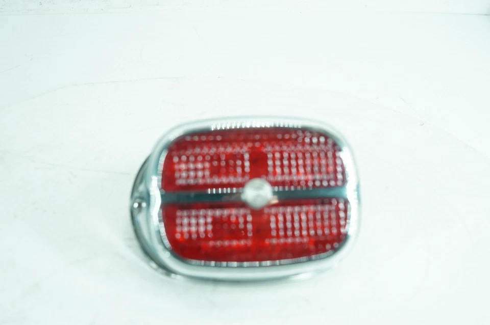 Harley Softail Fat Boy 2004 FLSTFI luz trasera de freno OEM lámpara trasera 68066-99A Foto 4 de 4