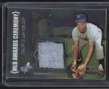 2002 Topps Gold Label Maury Wills MLB Awards Ceremony Relics Class 3 Titanium