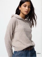 Uniqlo Beige Cable Knit Hoodie Sweater Size S Soft Cozy Neutral