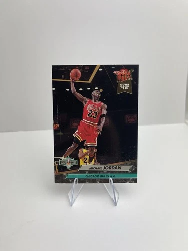 1992-93 Fleer Ultra - Michael Jordan HOF Dunk Rank #16 #216 BULLS