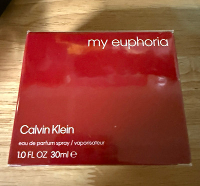 Calvin Klein My Euphoria Eau de Parfum Spray Regular Size 1.0 fl oz