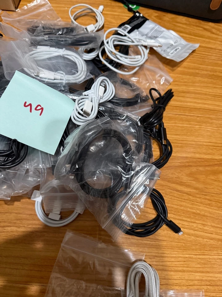 LOTE DE 165 - CABLES IPHONE C-LIGHT / LIGHT-USB A LA MAYORÍA SON 3 PIES MARCA PRINCIPAL - LEER Foto 4 de 4