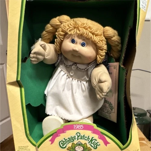 Cabbage Patch Kids Mira Minda 1985 Blonde Girl Doll w/ Box & Birth Certificate