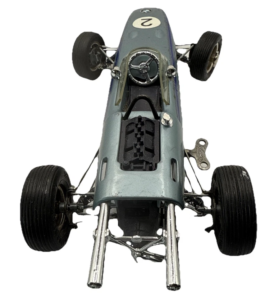 Vintage Schuco 1072 BMW Formula 2 , Germany, Open Wheel Wind Up WORKS With Key - Image 4 of 4