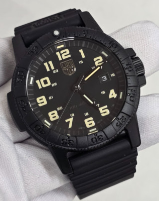 LUMINOX Leatherback Sea Turtle Giant 44mm Carbonox Black Rubber