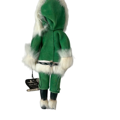 VINTAGE SOUVENIR CANADA ESKIMO DOLL REAL FUR BLM Fait A La Main - Picture 3 of 4