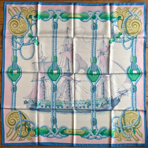 Foulard HERMES Carré en Soie “TRIBORD”