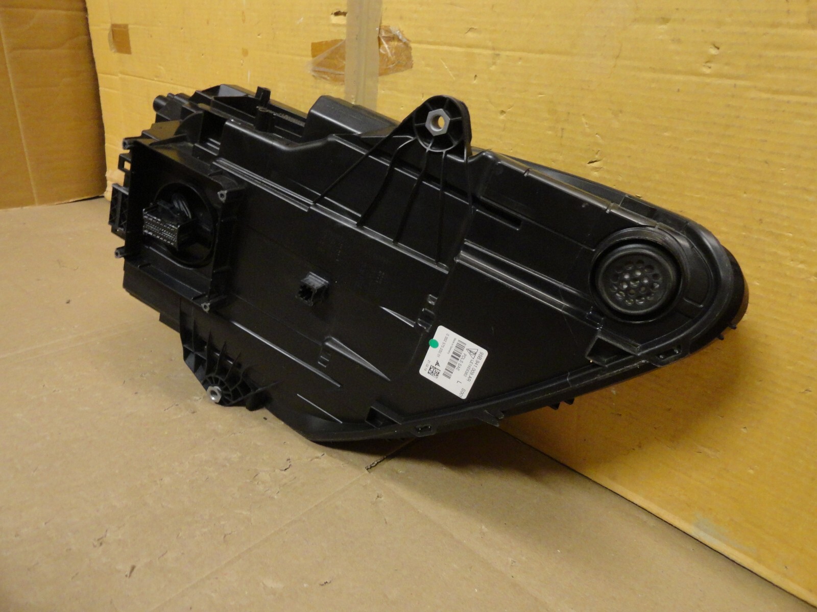 2019 - 2021 Porsche Macan OEM Driver Left Full LED Headlight w 