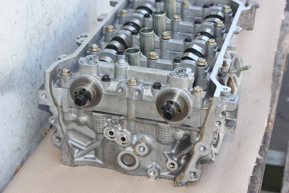 原始设备制造商气缸盖 2010 年丰田 Matrix 1.8 11109310 (371) — 第 3/4 张图片