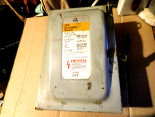 SIEMENS ITE 30 AMP 2 pole Fused disconnect Switch Box new