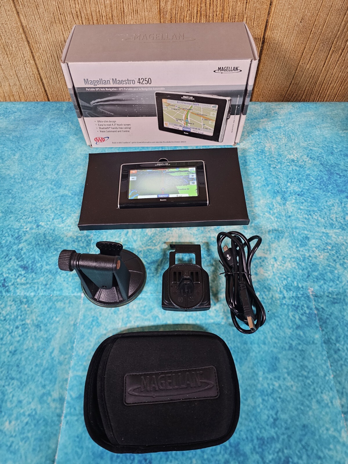 Magellan Maestro 4250 Car Set GPS 4.3