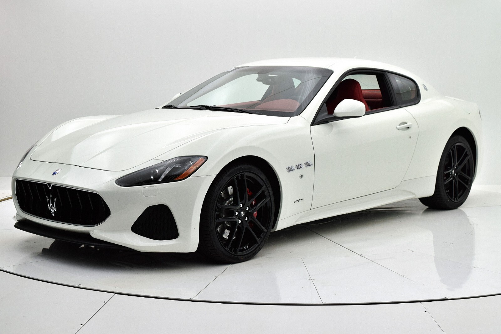 Maserati GranTurismo Coupe/Convertible Windshield **AFTERMARKET**