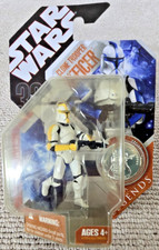Hasbro Star Wars 30th Anniversary Saga Legends Clone Trooper Officer  Yellow