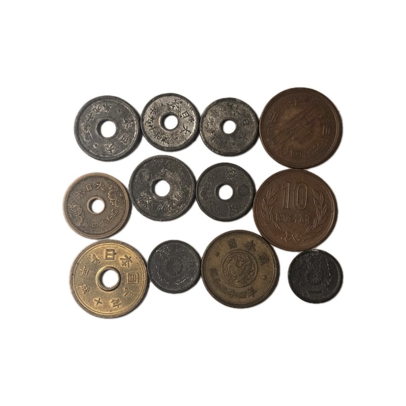 Vintage Japan Coin Lot - 12 Mixed Japanese Coins, Showa Era 5 Yen 10 Yen 50 Yen