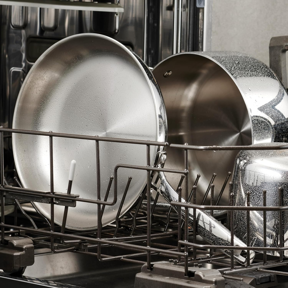 Silos Per Cereali In Acciaio Immagini E Fotografie Stock Ad Alta - Foto 9