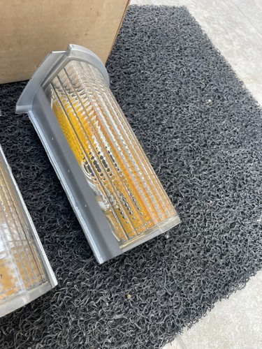 NOS GM 1974 IMPALA CAR PARKING LIGHT SET GM 5949506 - 5949505 - Picture 12 of 15