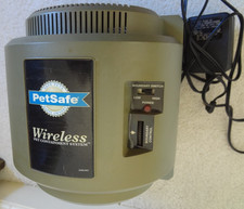 Petsafe Wireless Pet Containment System Transmitter Only G402-855 Tested, works.