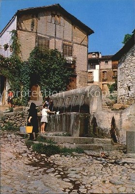 Caceres Madrigal de la Vera Fuente de los seis canos