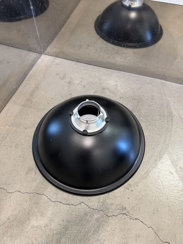 ¡VENTA MUDANZA! Plato de belleza Fotodiox Pro 22 pulgadas Foto 2 de 4