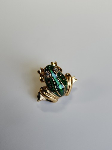 Frog Lapel Pin Faux Jewel Eyes Green Enamel Gold Color Metal