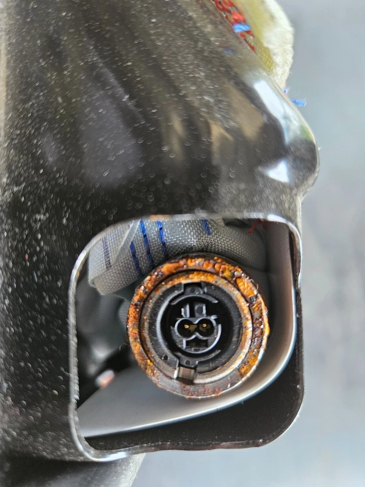 2019–2024 Lincoln Aviator черная этикетка пассажирская коленная подушка безопасности LB5B-S042A00-AE - Изображение 4 из 4