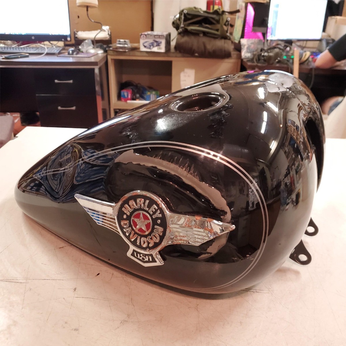 OEM Harley FLSTC HERITAGE SOFTAIL Gas Tank FLSTFB FATBOY LO CROSS