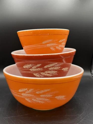 Pyrex Vintage Autumn Harvest Wheat Mixing Bowl Set of 3 Nesting Bowls