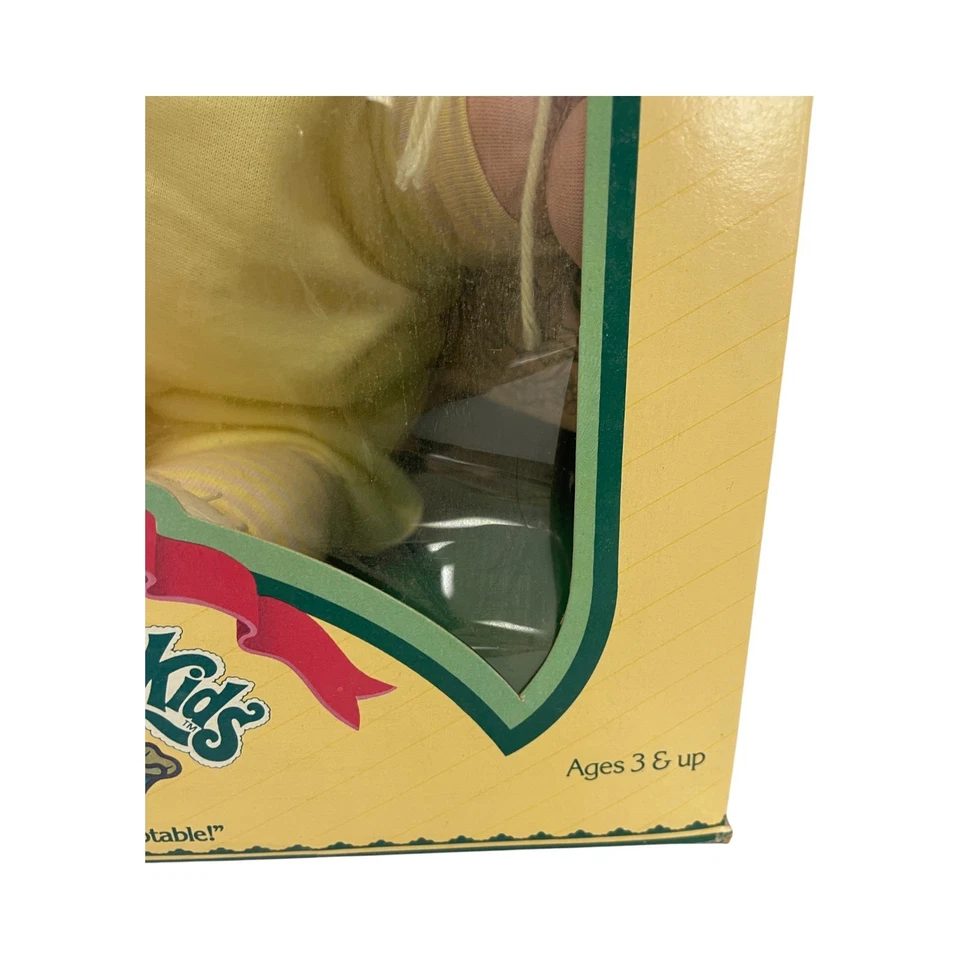 Boneca infantil vintage 1984 Coleco Cabbage Patch roupa amarela cabelo loiro #3900 - Imagem 4 de 4